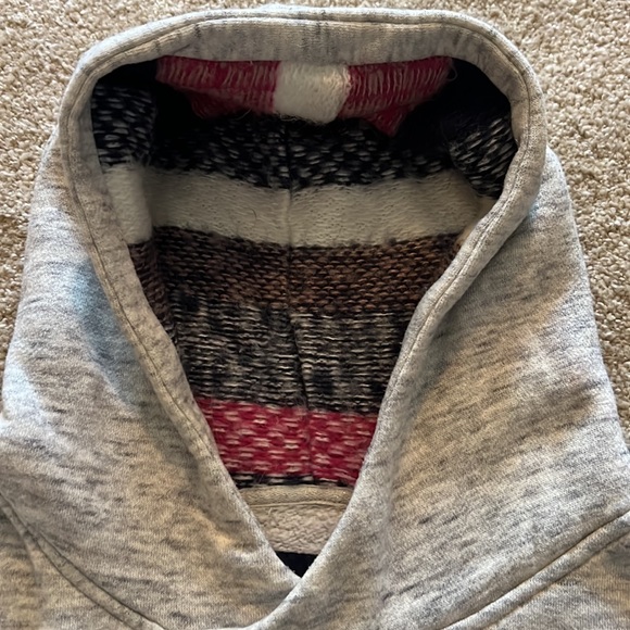 Size Small American Eagle Gray Sweatshirt - Picture 3 of 3